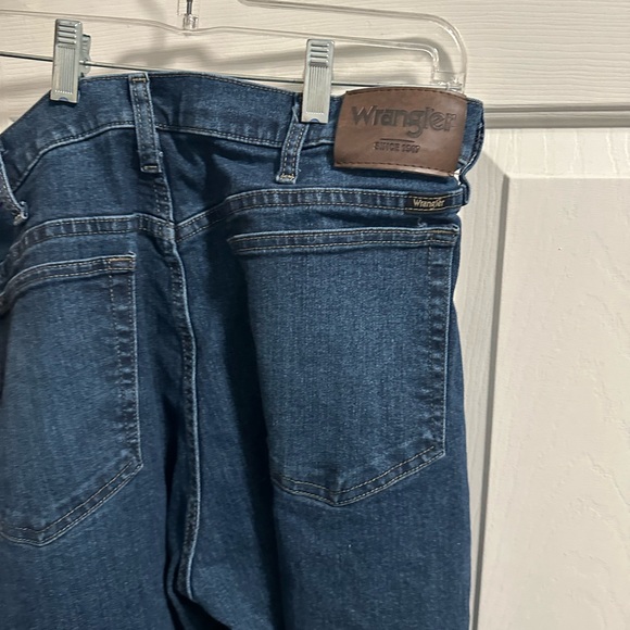 Wrangler 36x29 relax fix - Picture 3 of 4